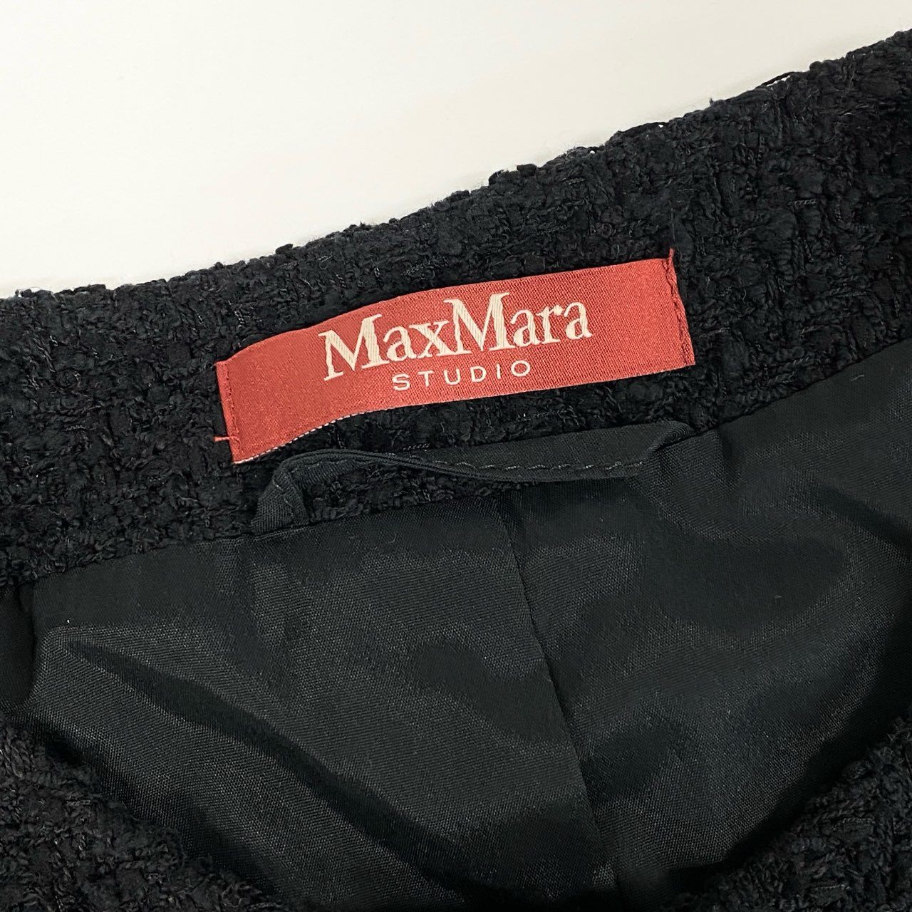 46L8 MaxMara マックスマーラ ツイードジャケット ノーカラージャケット 金ボタン アウター 36サイズ ブラック レディースk02i