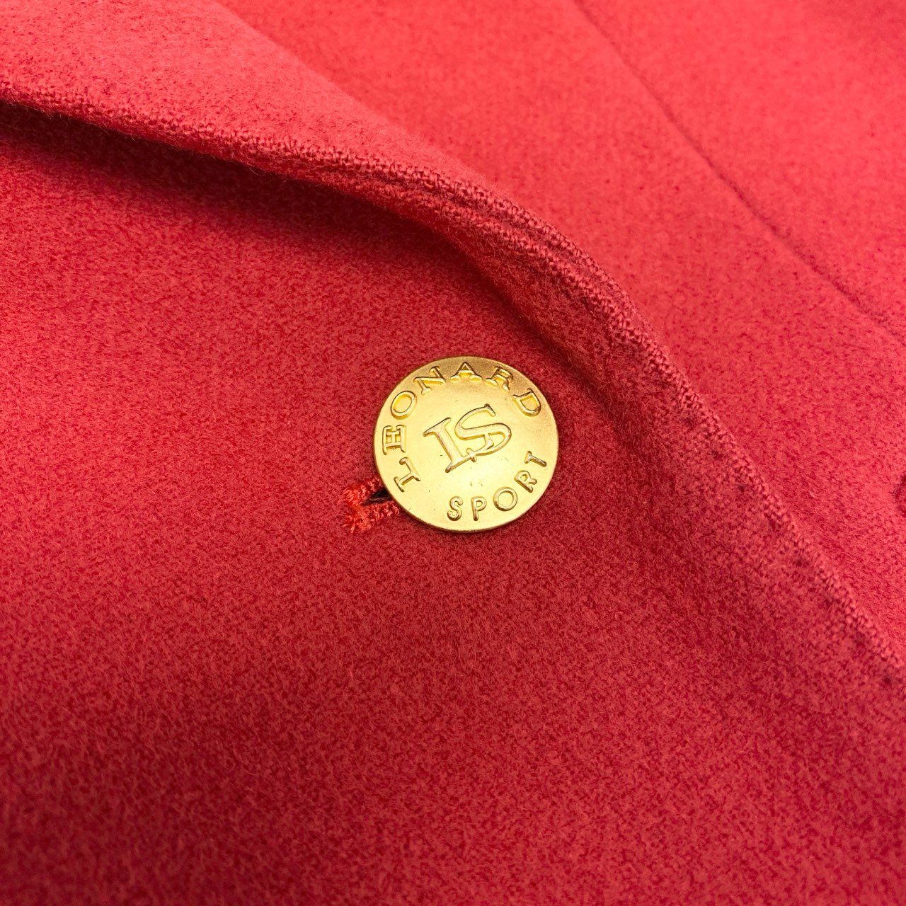 15Ⅼ1 LEONARD レオナール テーラードジャケット ブレザー カシミヤジャケット 金ボタン Lサイズ レッド カシミヤ100％ レディースo07t