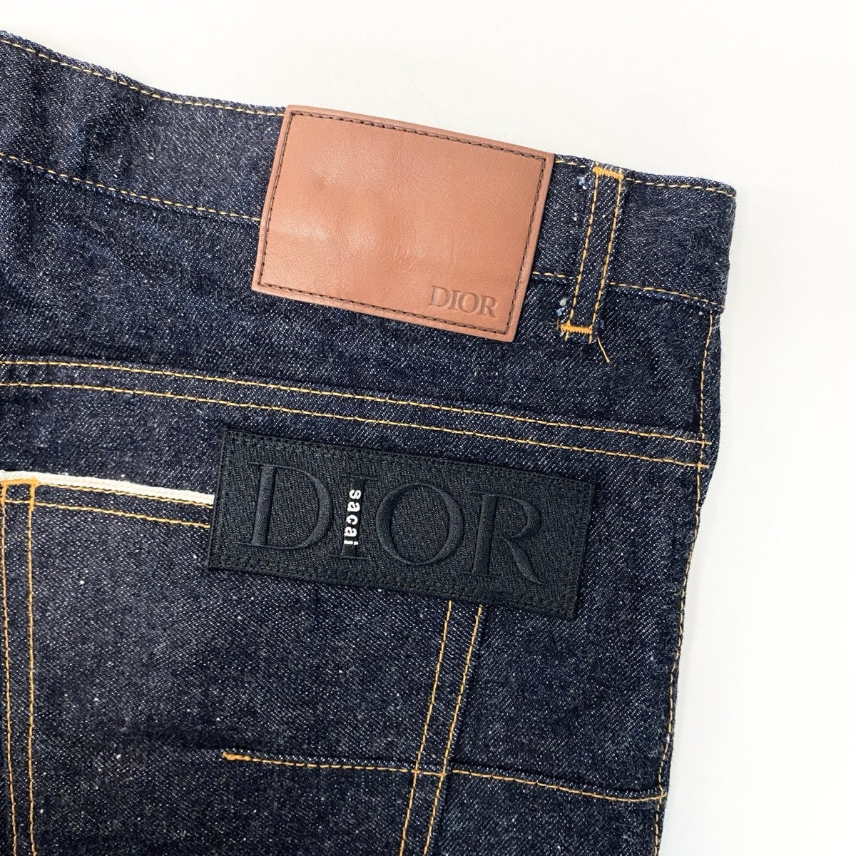 42e13 【美品】DIOR × sacai ディオール サカイ 21AW Slim-Fit Jeans Low Cotton Denim スリム コットンデニム 日本製 213D007AY507 34サイズ インディゴ コットン100％ メンズ 男性用u02t