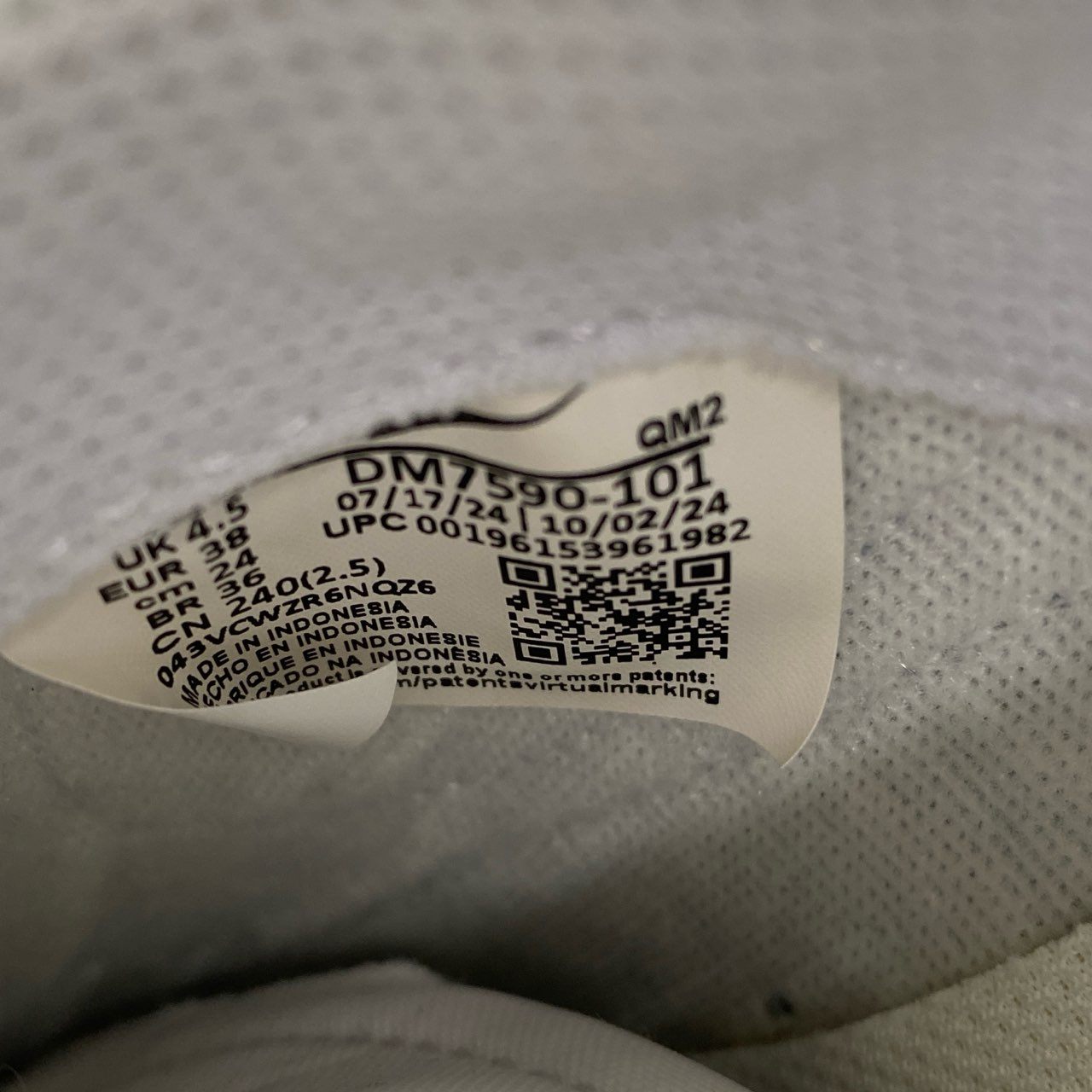 2a23 【タグ付保管品】NIKE ナイキ ウィメンズ コート レガシー リフト ローカットスニーカー 厚底 DM7590－101 24cm 101 WHT/WHT ホワイトu02t