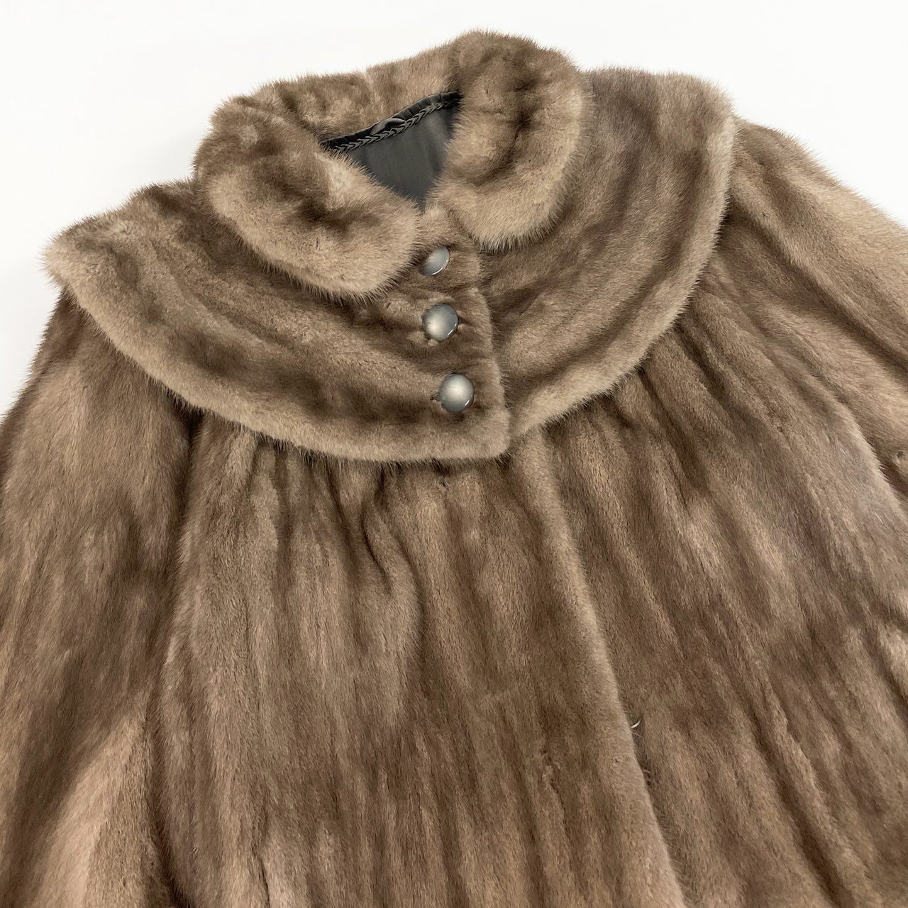 82a27 SAGA MINK サガミンク 銀サガ 衿付き サファイアミンク 丈120cm 裾フリル 超ロングコート サイズ13 シルバーグレー 最高級本毛皮 Mink Fur Long Coatt18r