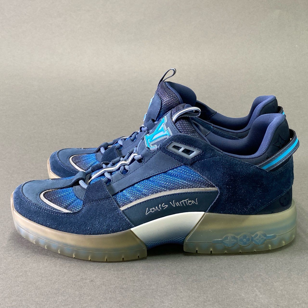 f11 《美品》 LOUIS VUITTON ルイヴィトン アビューライン ローカットスニーカー シューズ 宮下パーク限定カラー GO1220 7 ブルーk02i