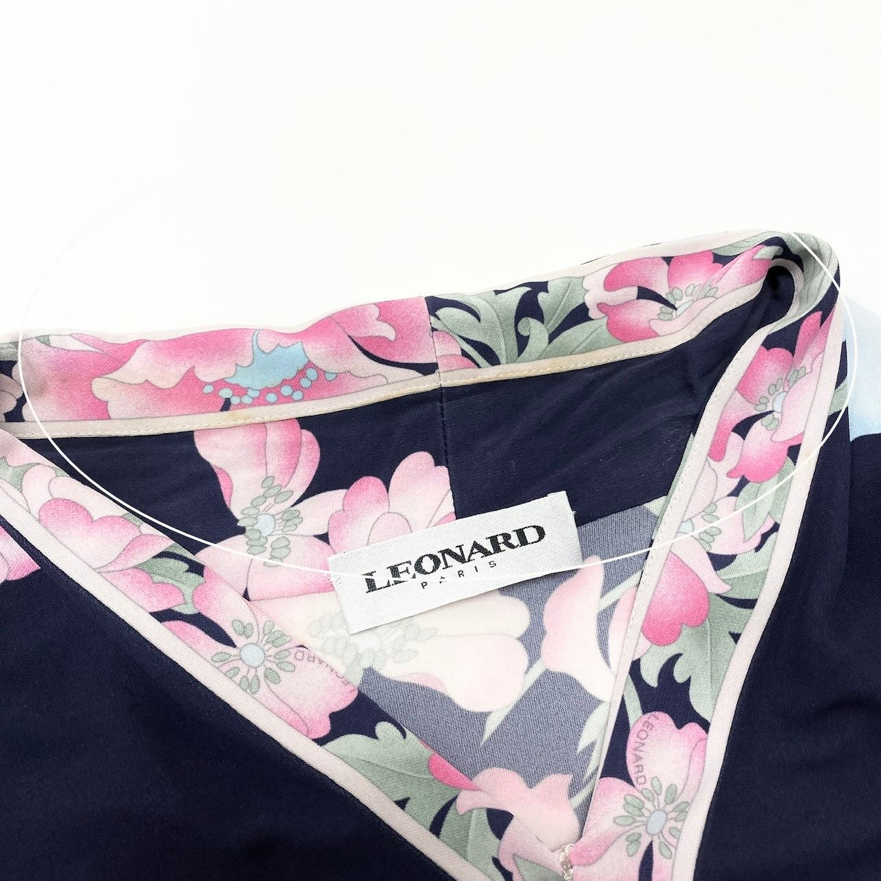 15d12 LEONARD PARIS レオナール ノースリーブワンピース ロングワンピース 美しい花柄プリント イタリア製 サイズ40 ネイビー レーヨン100％ レディース 女性用u02t