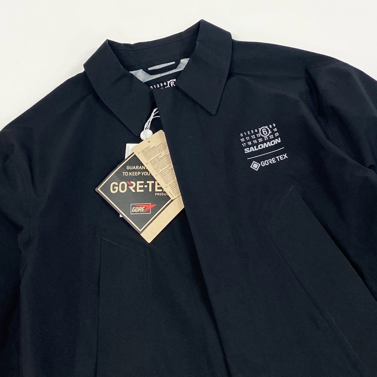 Mb16　《極美品》 MM6 SALOMON エムエムシックス メゾンマルジェラ サロモン コラボ トレンチコート レインコート XS ブラック GORE-TEX ゴアテックス メンズta1