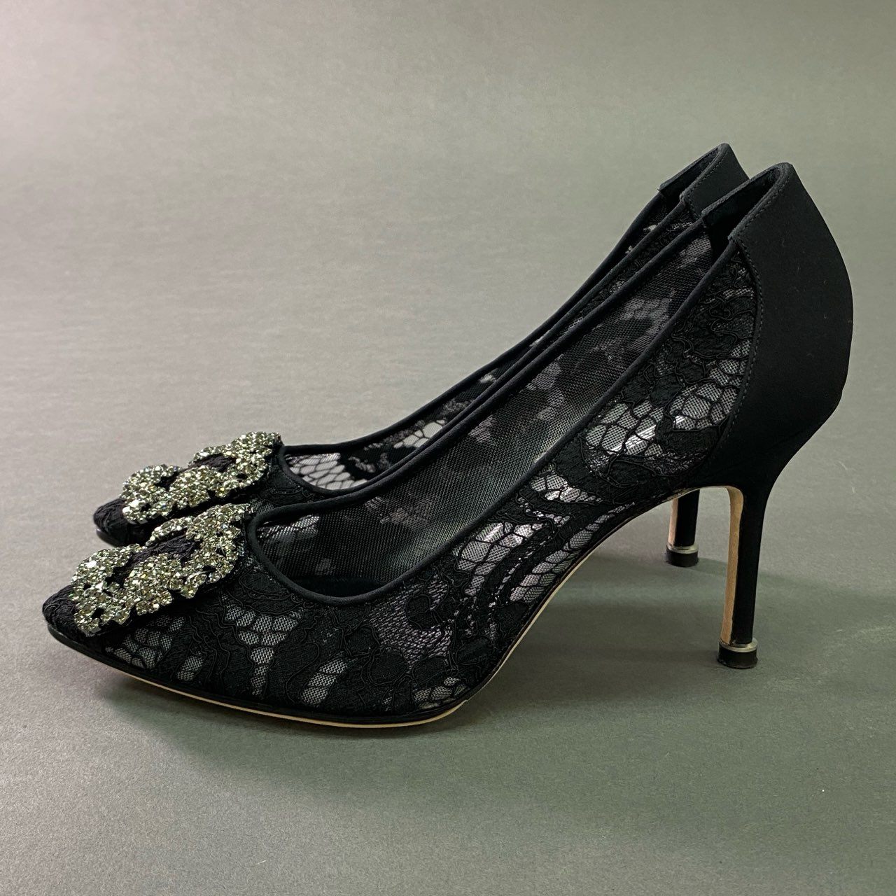 7a28 《極美品》 MANOLO BLAHNIK マノロブラニク Hangisi ハンギシ サテン レース ヒールパンプス シューズ イタリア製 36 1/2 ブラック