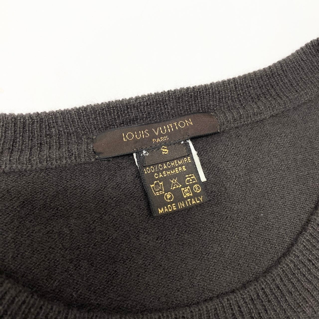 53c10 LOUIS VUITTON ルイヴィトン カシミヤセーター 無地 ニットセーター サイズS ブラウン カシミヤ100％ メンズk02i
