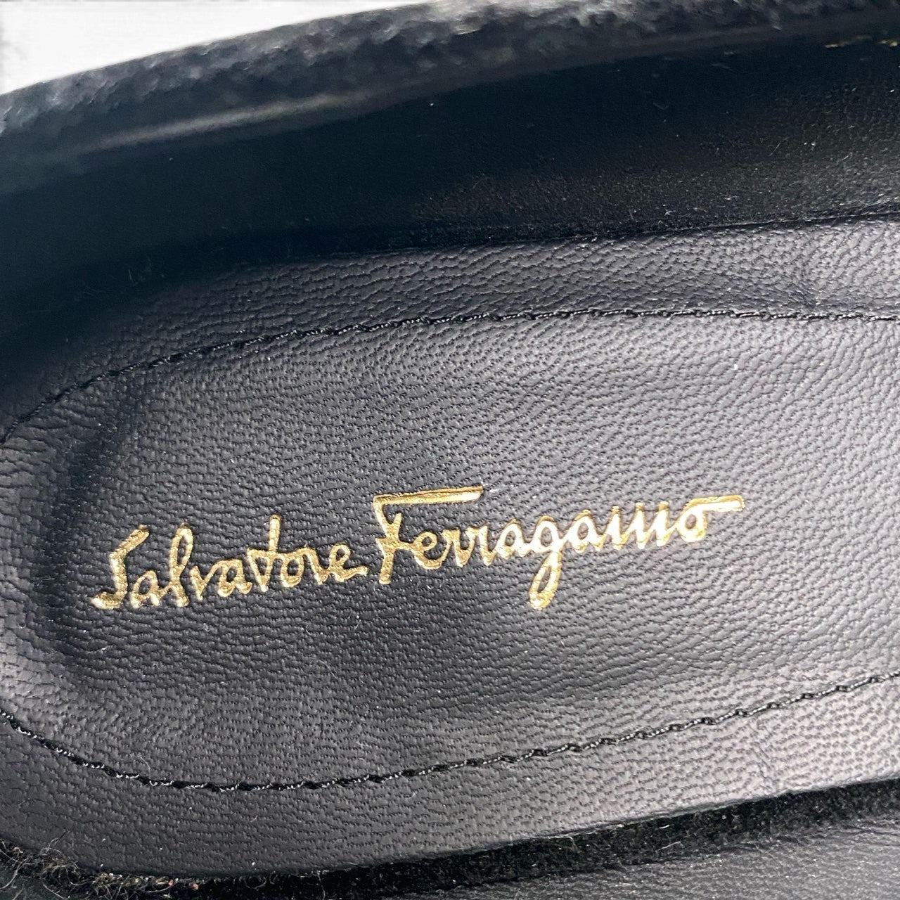 3d23 Salvatore Ferragamo サルヴァトーレフェラガモ VARINA ヴァリナ フラットパンプス バレエシューズ ヴァラリボン ベロア 0679013 6 1/2 ブラック レディース 女性靴k02i