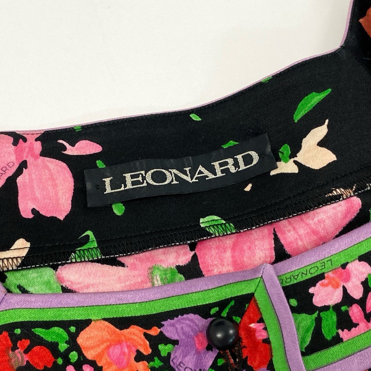 78i11 LEONARD レオナール 半袖ワンピース 花柄ワンピース 膝丈ワンピース スクエアネック M マルチカラー コットン 美しい花柄プリント レディースu02t