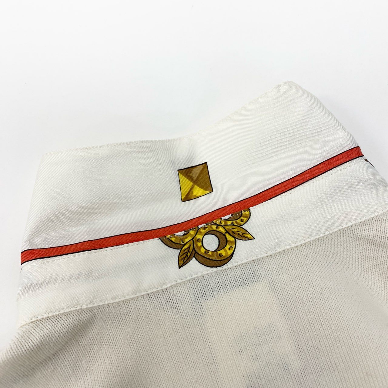 87a29 HERMES エルメス 長袖シャツ 長袖ニットセーター 異素材切替 スカーフ柄 シルク100％ イタリア製 Sサイズ ホワイト レディースo07t