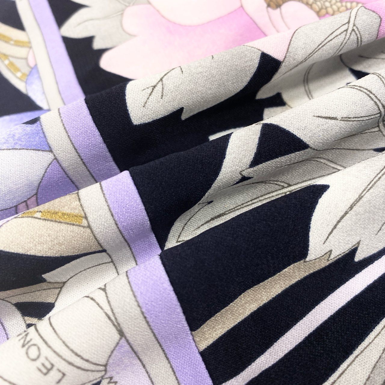 6b12 LEONARD レオナール ロングスリーブカットソー カンカン素材 美しい花柄プリント 0179513 Lサイズ ネイビー レディース 女性用u02t