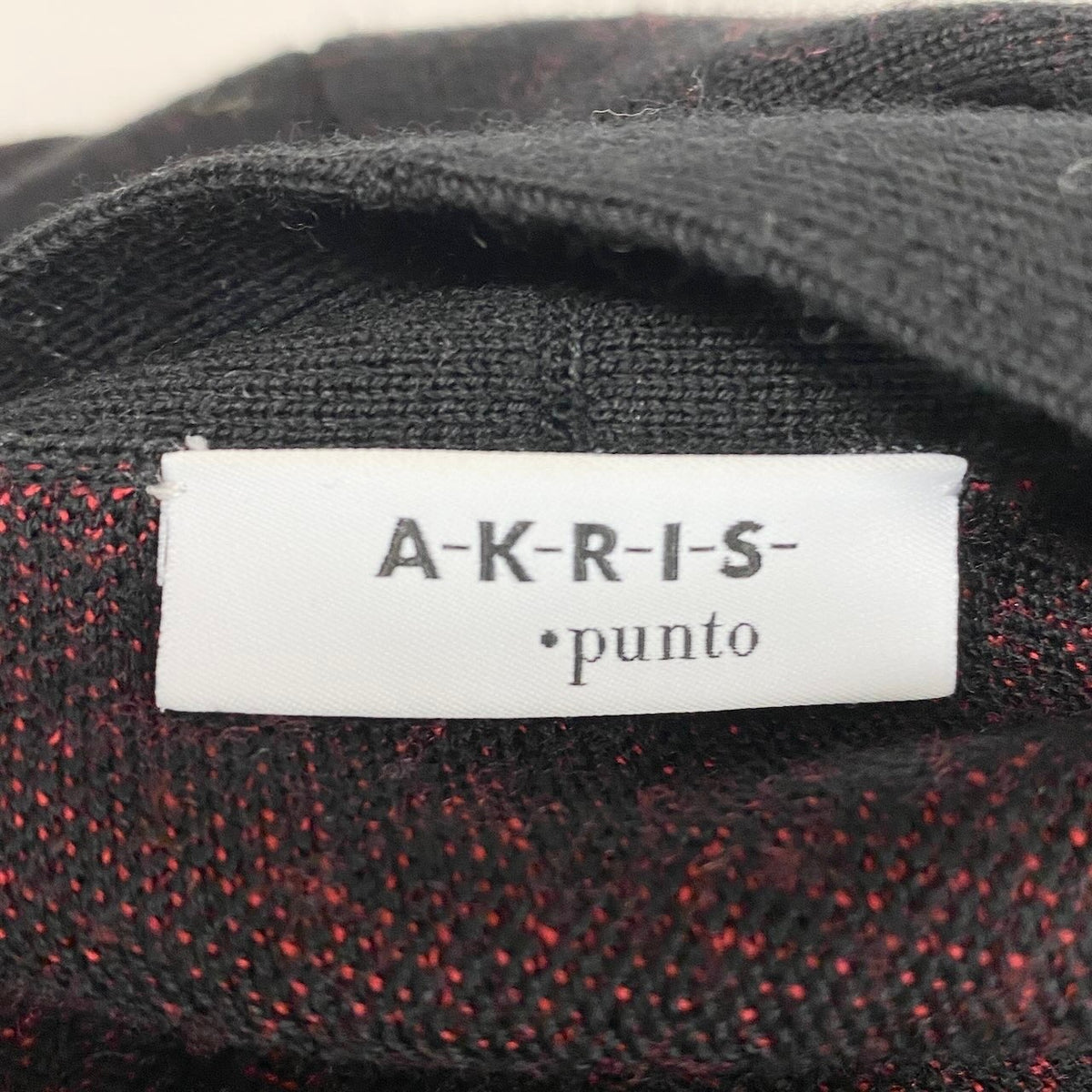67i14 【美品】A-K-R-I-S- Punto アクリス プント Vネックカーディガン ニットセーター フラミンゴ柄 40サイズ ブラック レッド レディース 女性用u02t