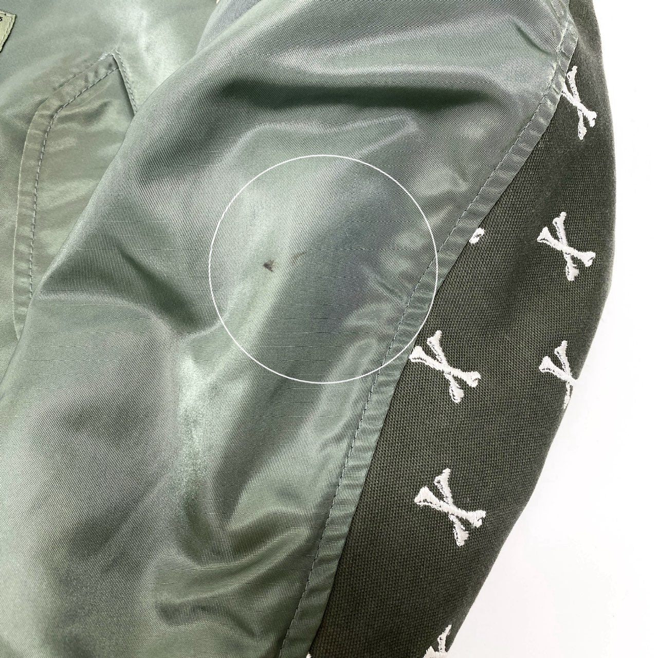 80c10 WTAPS ダブルタップス MA-1 フライトジャケット RED DAWN 刺繍 アウター GWDT-JK-M01 カーキ ナイロン100％ メンズ 男性用o07t