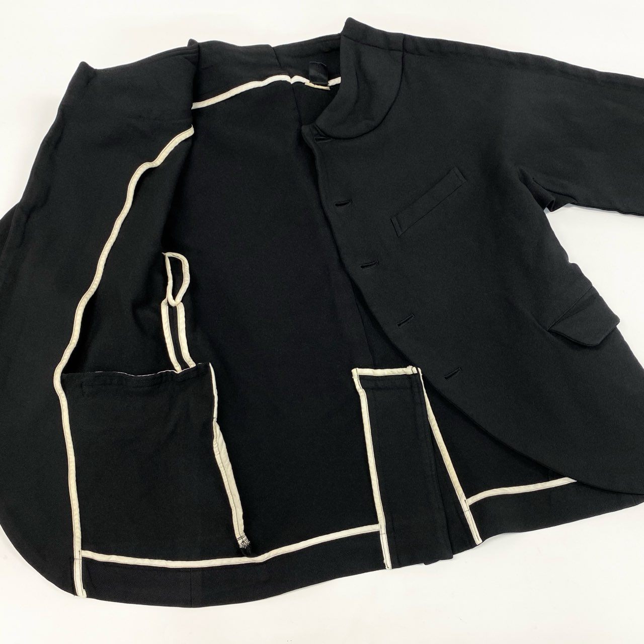31i8 COMME des GARCONS  コムデギャルソン 日本製 縮絨 丸襟 インサイドアウト ジャケット Mサイズ ブラック レディースo07t