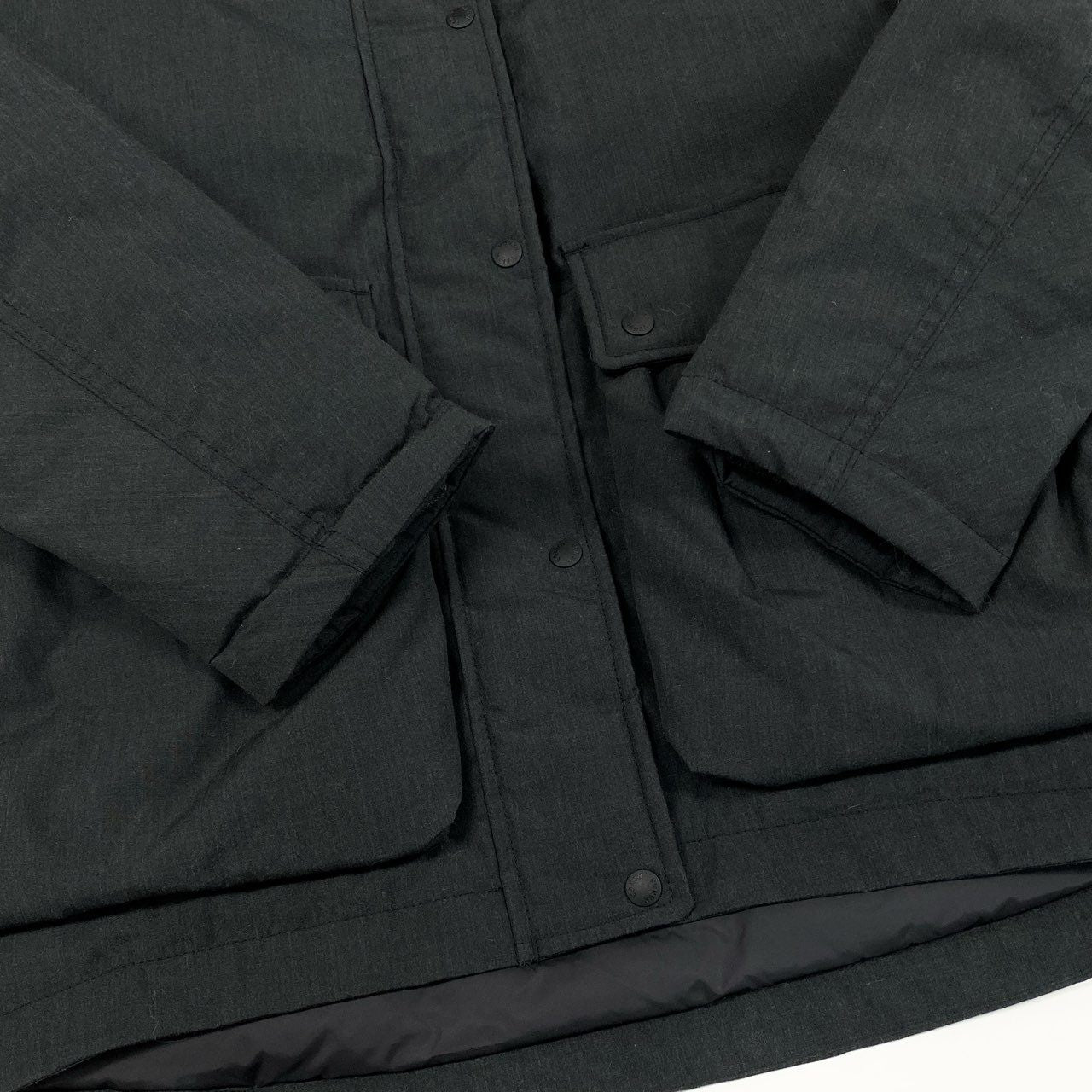 23a27【未使用タグ付】 NANGA ナンガ HINOC DOWN JACKET W ヒノック ダウンジャケット ウィメンズ フード取り外し可 2way アウトドア キャンプ レディース サイズＳ チャコールu02t