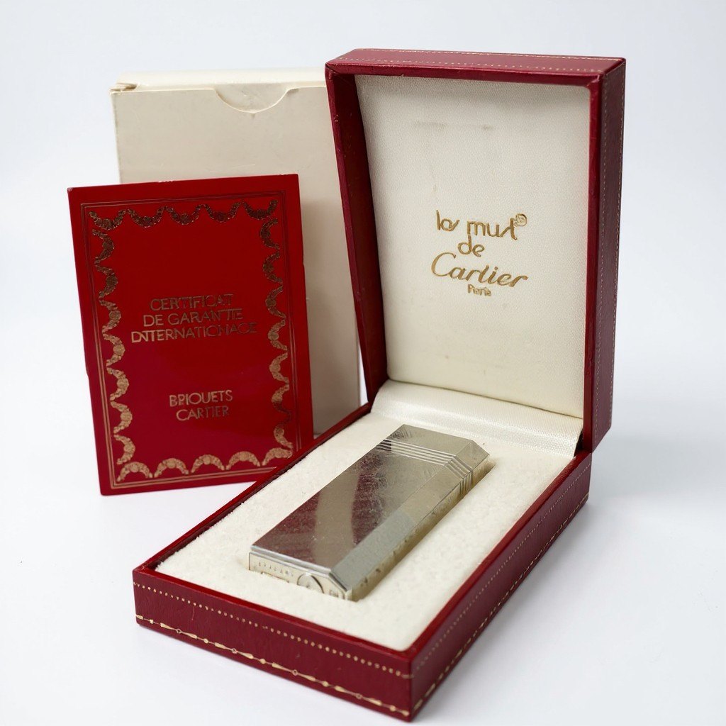 《美品》 Cartier カルティエ 五角形 ライター 着火確認済み シルバー ローラー式 喫煙具 箱 保証書付きt18r