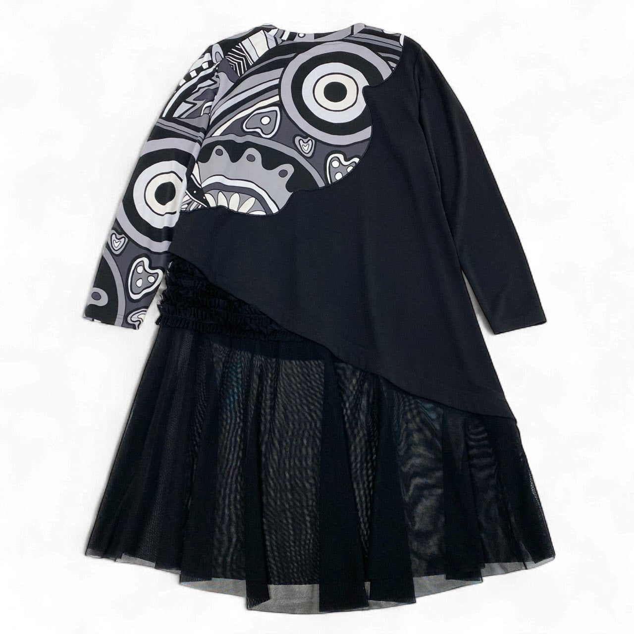 76k21 TOKUKO 1er VOL トクコプルミエヴォル ロングスリーブワンピース オーバーサイズ 裾切替 フリル モノトーン レディース 女性用 9 ブラック グレー ホワイトu02t