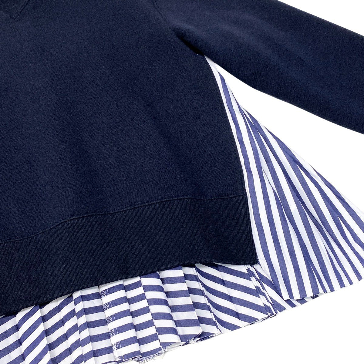 Aj23 【美品】 sacai サカイ AD2025 切替スウェット プルオーバー SCW-232 サイズ2 ネイビー ホワイト レディースu02t