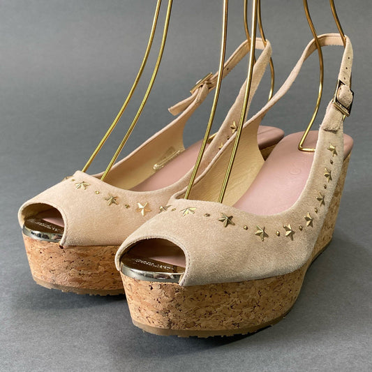 9g9 《美品》 JIMMY CHOO ジミーチュウ ウェッジソール スタースタッズサンダル 37 ベージュ スエードレザー 厚底 シューズ