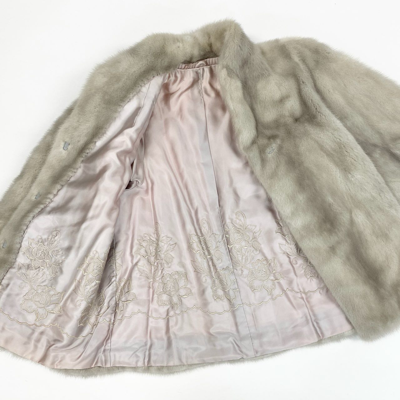 51k19 SAGA MINK サガミンク 銀サガ パールミンク コート F 最高級本毛皮 MINK FUR リアルファー 裏地刺繍t18r