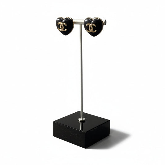 b5 CHANEL シャネル 2022 レザーハート ココマーク ピアス アクセサリー ブラック レザー レディースta1