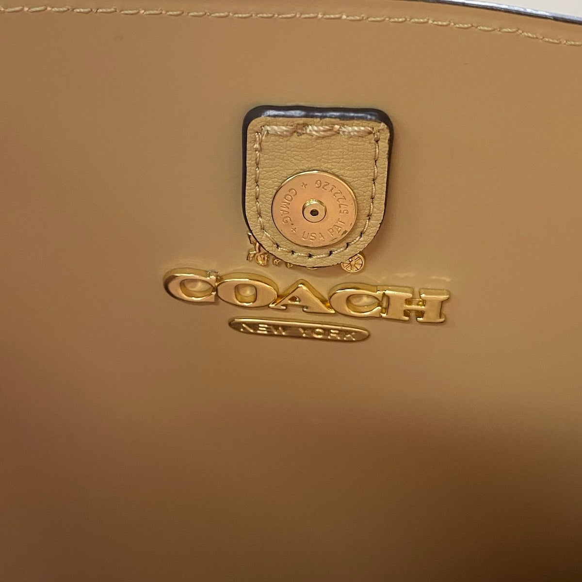 i14 COACH コーチ アベニュー キャリーオール 2Way トートバッグ Avenue Carryall 2-Way Tote Bag F48733 ホワイト ストラップ付t18r