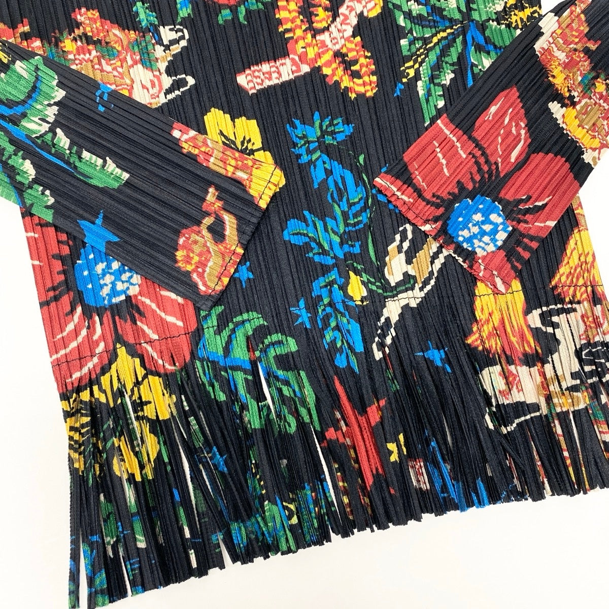Af15《美品》 PLEATS PLEASE  プリーツプリーズ ISSEY MIYAKE イッセイミヤケ プリーツトップ Pleats Blouse Top  7558102 3 ブラックt18r