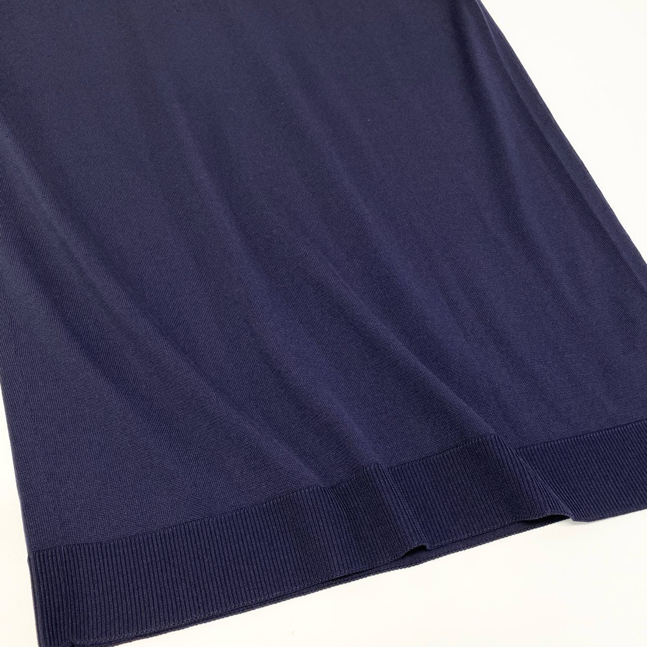 2a29【美品】HERMES エルメス ノースリーブニットワンピース Vネック 胸元ロゴ 36サイズ ネイビー コットン100％ レディース 女性用o07t