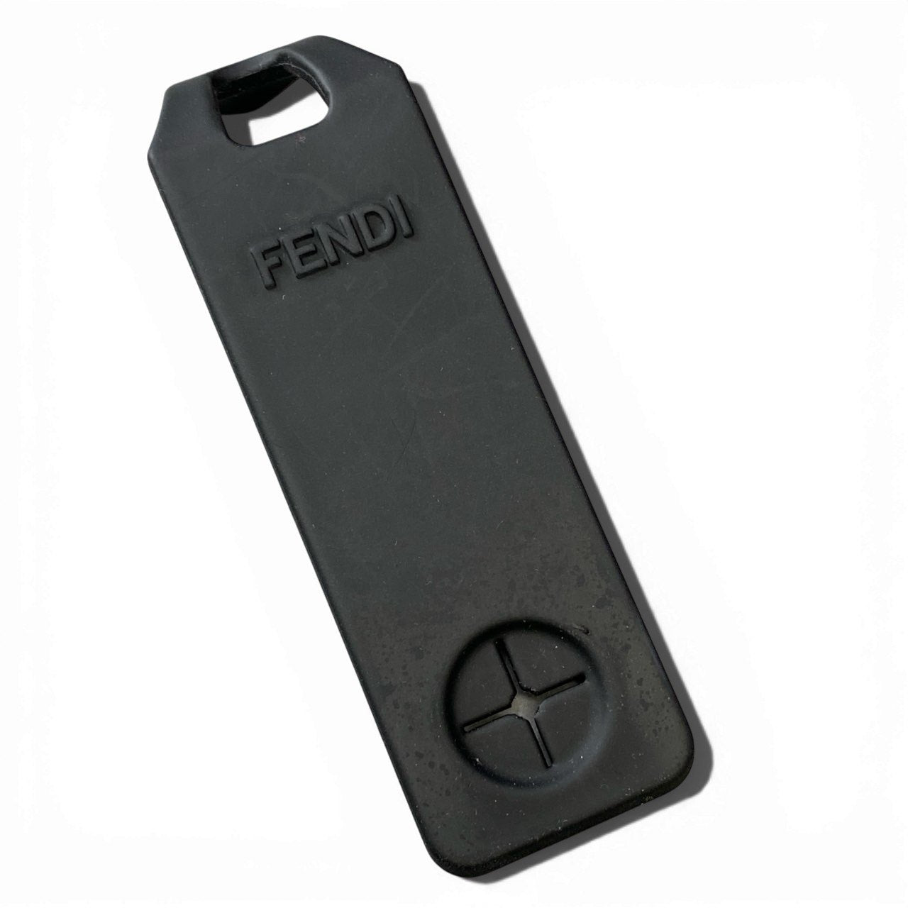 a6【美品】FENDI フェンディ ベルト カリグラフィー バックル 細ベルト イタリア製 ブラック レザー 本革 レディースk02i