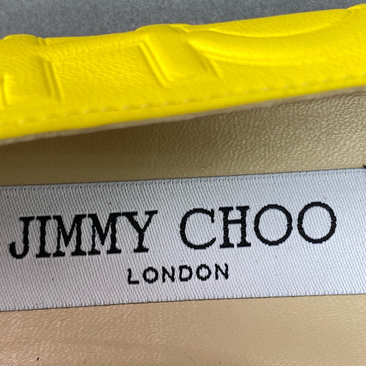 6a6 《極美品》 JIMMY CHOO ジミーチュウ サイドロゴ フラットパンプス 35 1/2 イエロー レザー イタリア製 スリッポン シューズ 靴