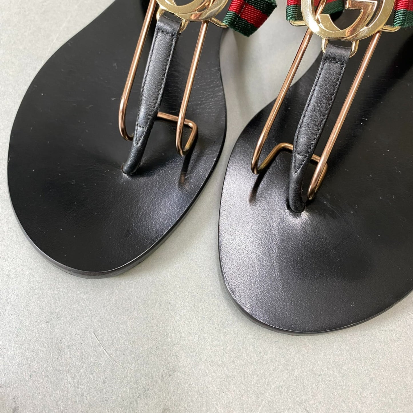 1L10 GUCCI グッチ トングサンダル GG ウェブストライプ シューズ イタリア製 37サイズ ブラック グリーン レッド レディースo07t