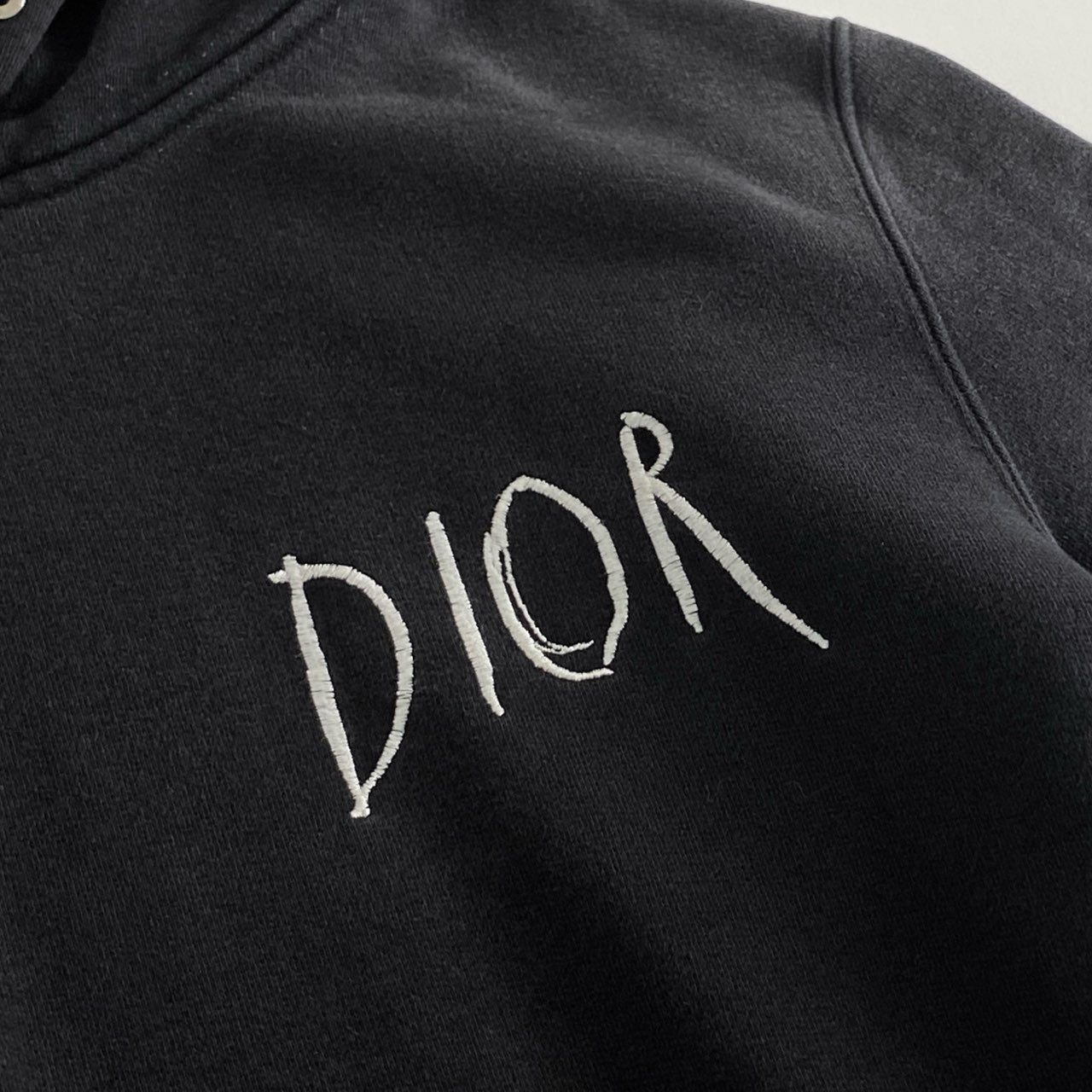 60e11 Dior Raymond Pettibon ディオール レイモンド ペティボン プルオーバー パーカー フーディ ロゴ刺繍 943J600E0531 XSサイズ ブラック コットン