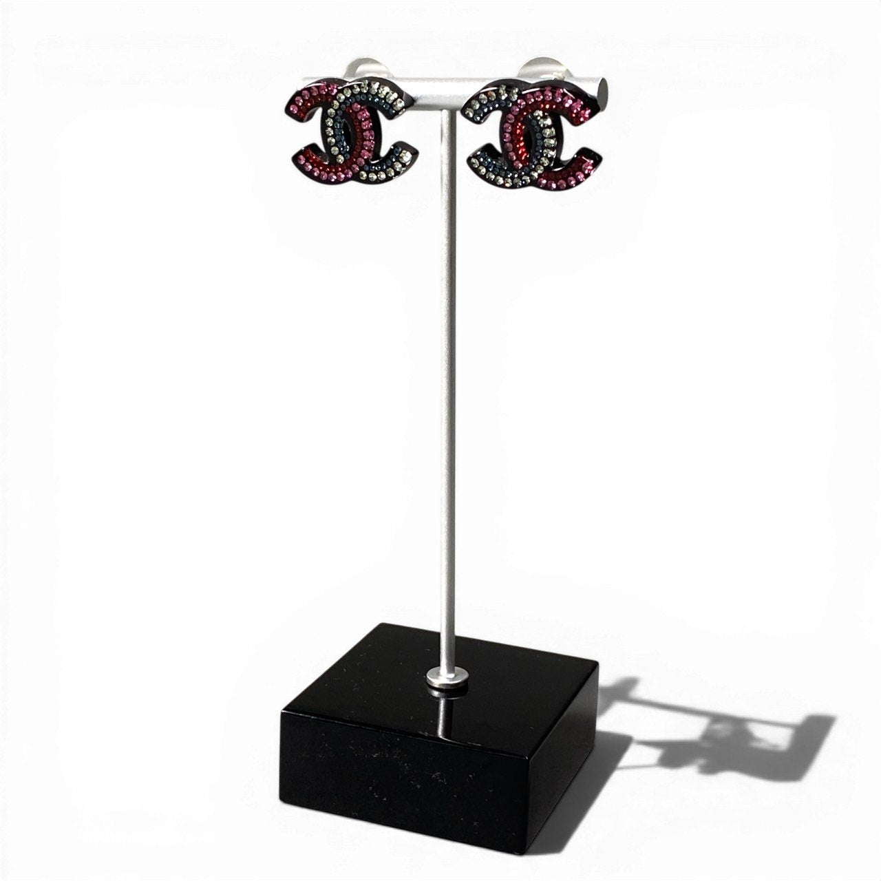 d9 【美品】 CHANEL シャネル ピアス D25B 2025 ココマーク ラインストーン CCロゴ アクセサリー マルチカラー レディースta1