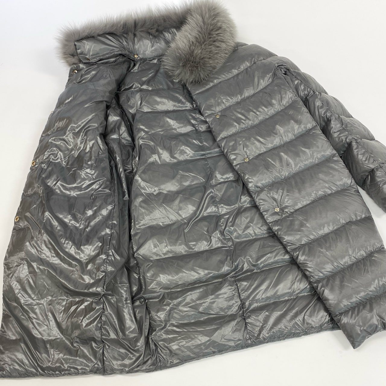 75j29 HERNO ヘルノ ロング ダウンコート アウター フォックスファー着脱可 21633DP 12017 2000 42サイズ グレー レディースu02t