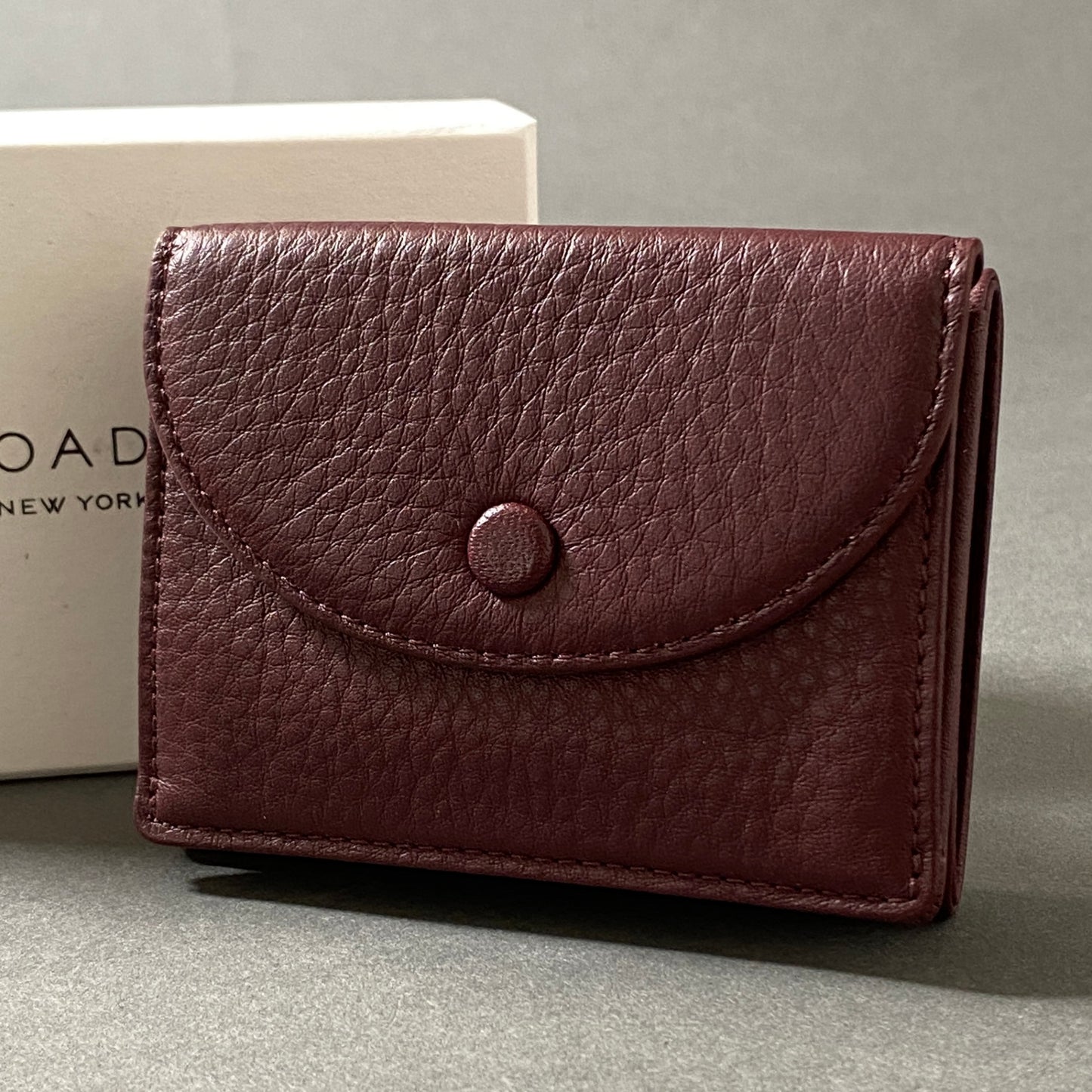 f28-10 《未使用保管品》 OAD NEW YORK オーエーディー ニューヨーク Leather Mini Wallet レザーミニウォレット バーガンディ レザー 三つ折り財布