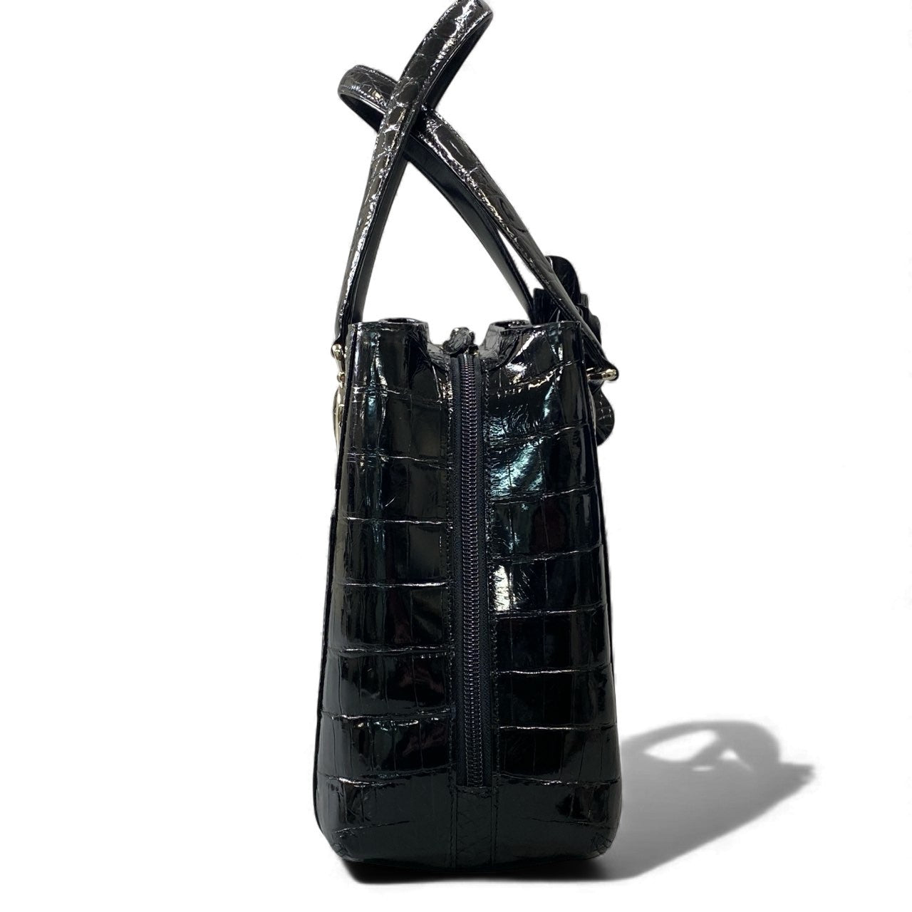 gk16《極美品》 sanpo サンポー JRA認定 シャイニングクロコ ハンドバッグ ブラック Crocodile Leather ワニ革 ワンショルダー センター取り エキゾチックt18r