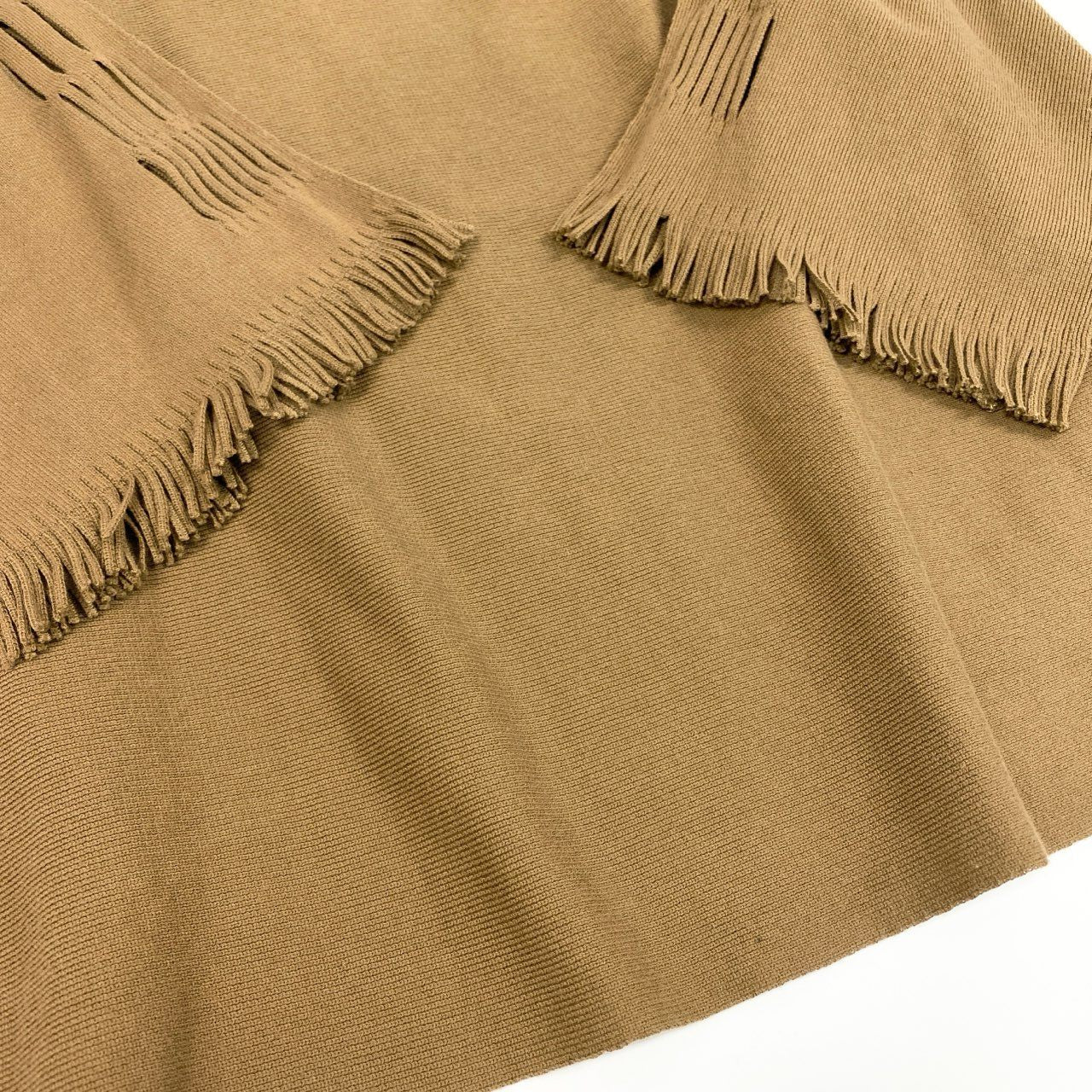 Aa29 ISSEY MIYAKE イッセイミヤケ A.POC INSIDE カットワーク ニットカットソー Tシャツ トップス フリンジ IM33KK322 サイズ2 ベージュ レディースu02t