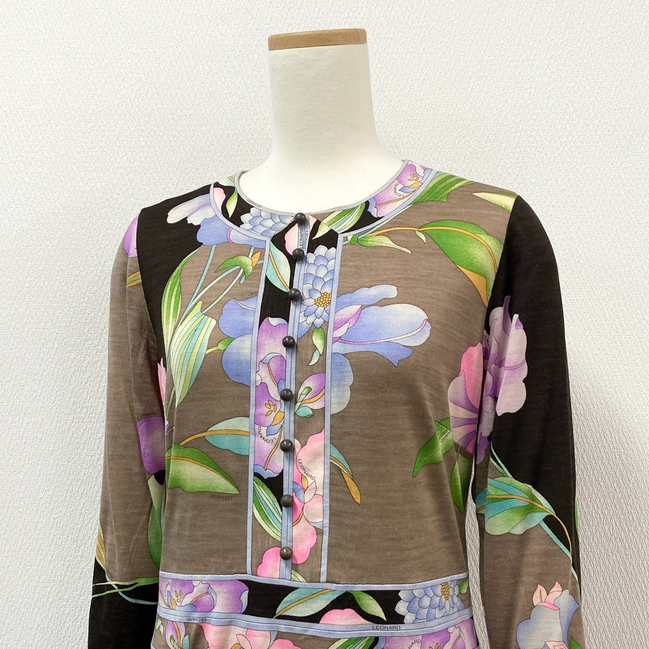 76i12 LEONARD レオナール 美しい花柄プリント ニットワンピース ロングワンピース L マルチカラー ウールシルク レディースu02t