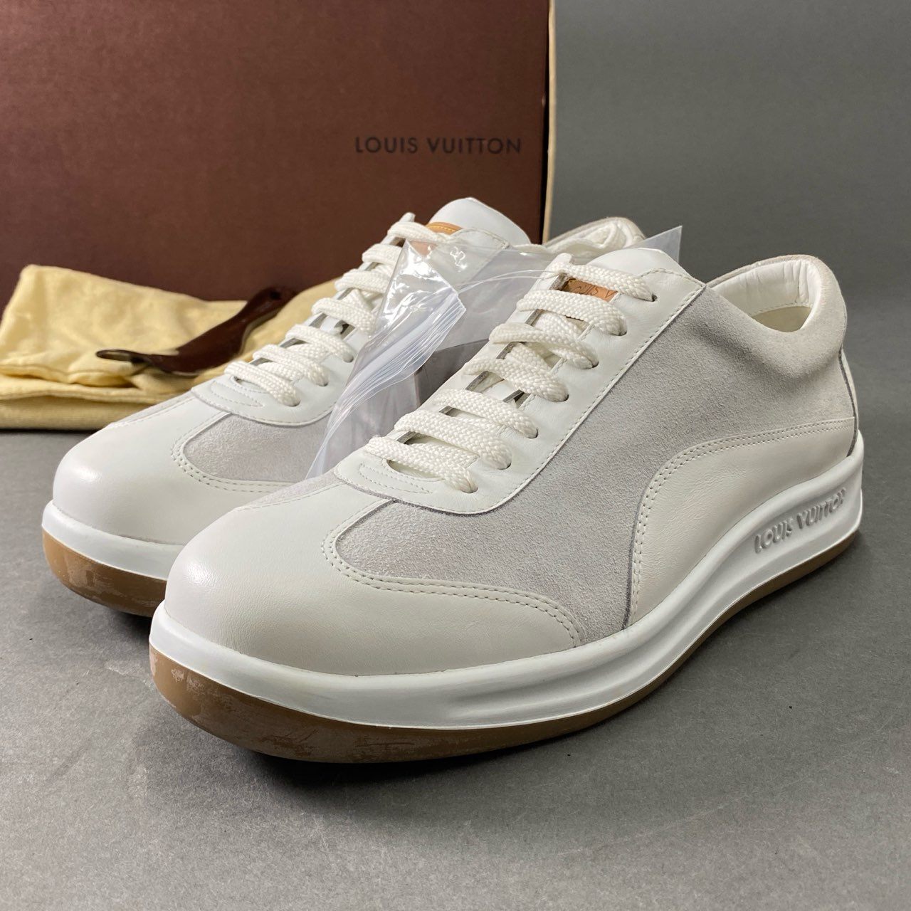 1f7 【美品】 LOUIS VUITTON ルイヴィトン ホワイトレザースニーカー 6 1/2 white leather スウェード イタリア製 シューズ 箱有