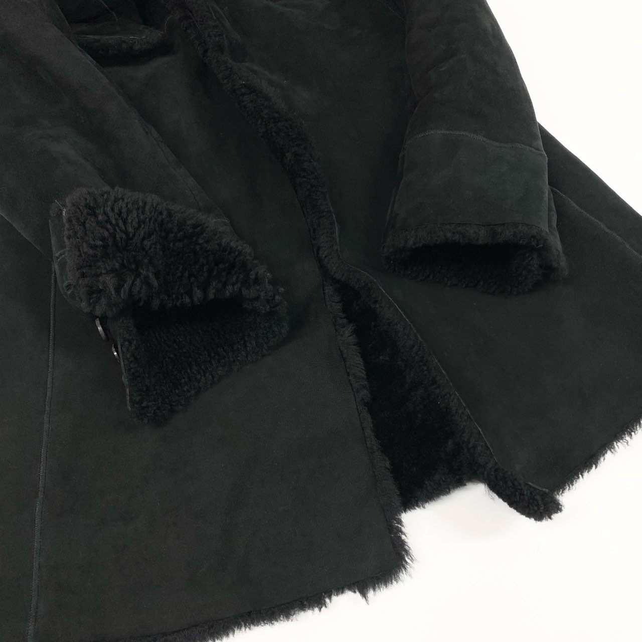 19b16 《希少》 ALEXANDER McQUEEN アレキサンダーマックイーン 肉厚 リアルムートン ロングコート サイズ46 ブラック 羊革 シープスキンt18r