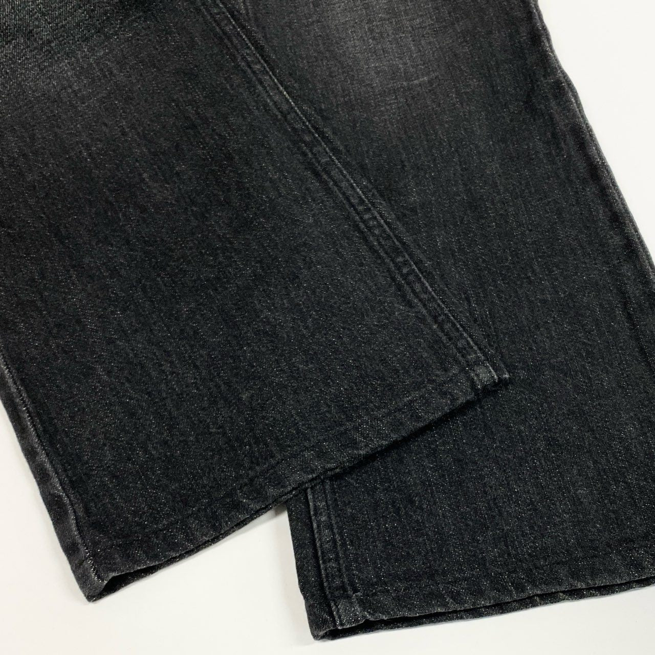 56a14 Yves Saint Laurent イブサンローラン YSLロゴ バックポケット デニムパンツ ジーンズ サイズ44 ブラック メンズ ボトムk02i