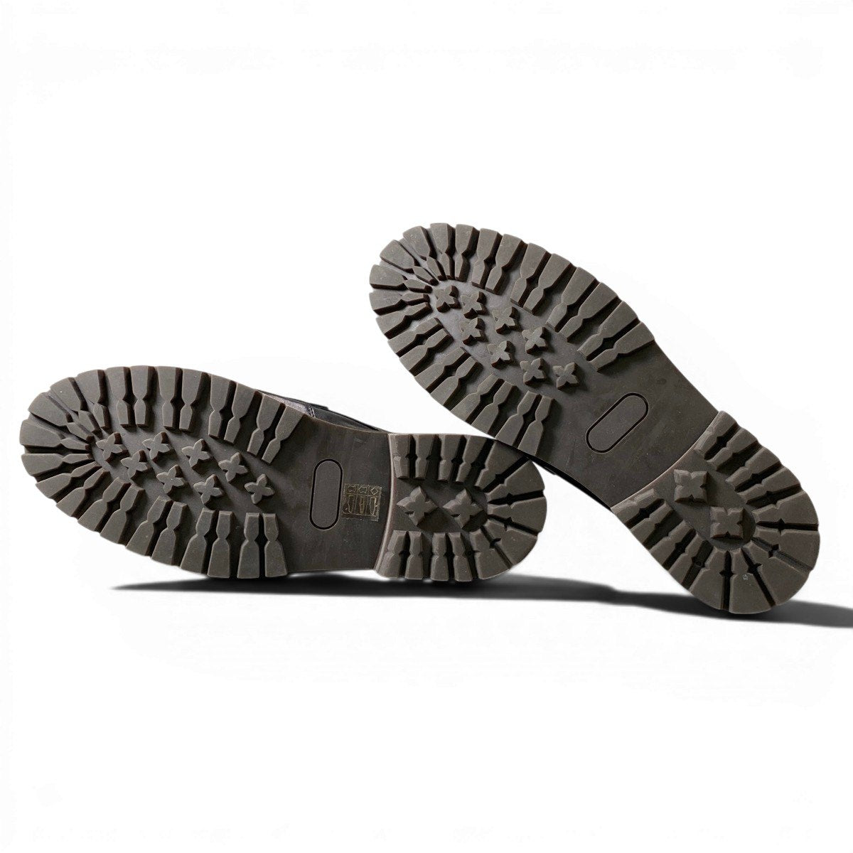 2g8【美品】COMMON PROJECTS コモンプロジェクト レザーコインローファー レザー シューズ 2379 7547 40サイズ ブラック レザー メンズ 男性用o07t