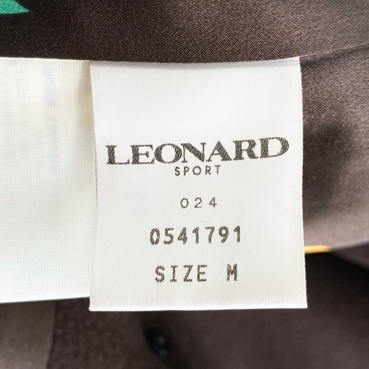 53i20 LEONARD レオナール カシミヤ100％ ダブルブレスト ジャケット サイズM ブラウン CASHMERE ブレザー ゴールドプリント レディース 女性用