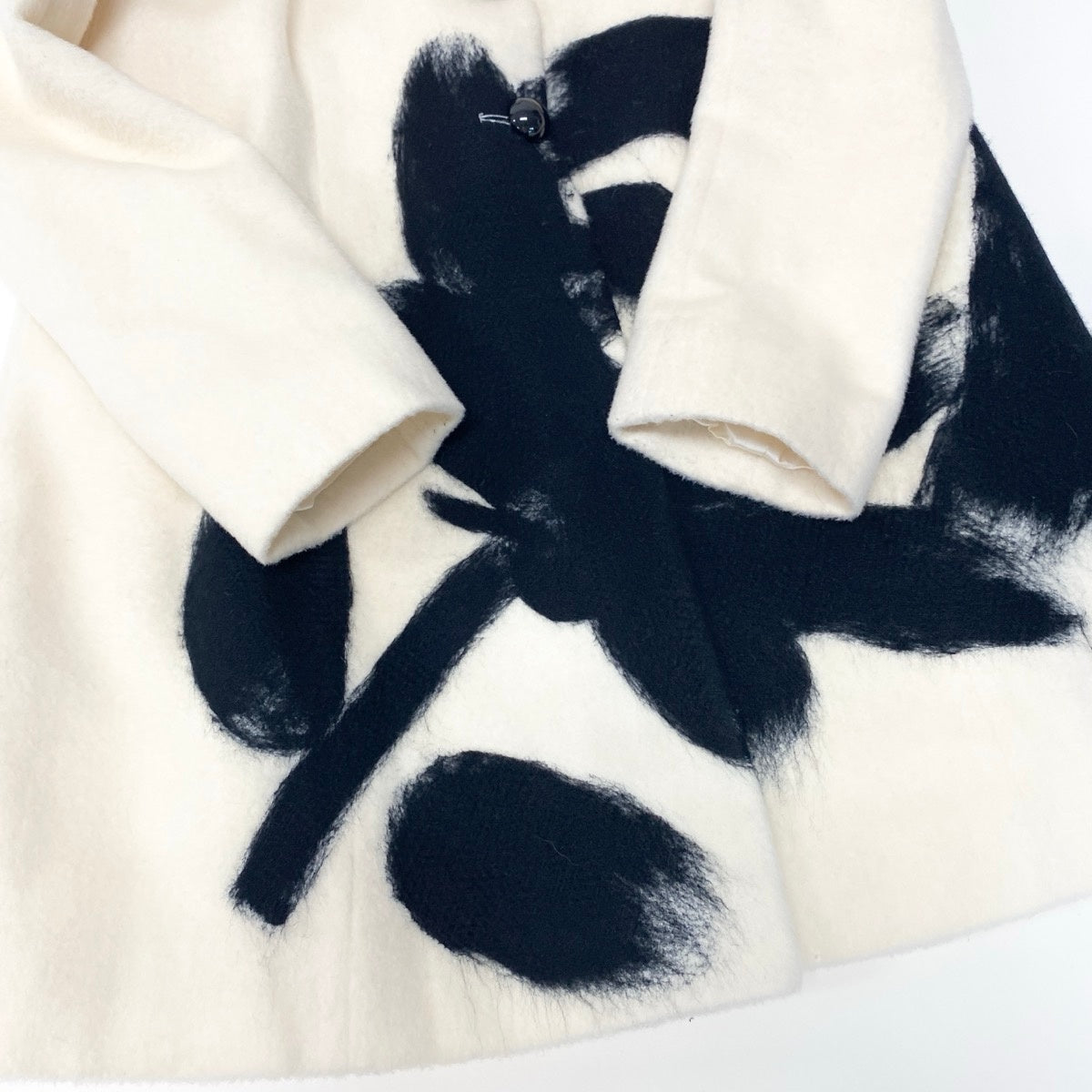 28f16【美品】MOSCHINO モスキーノ チェスターコート ウールコート ペイント風デザイン イタリア製 38サイズ オフホワイト ブラック ウール100％ レディース 女性用u02t