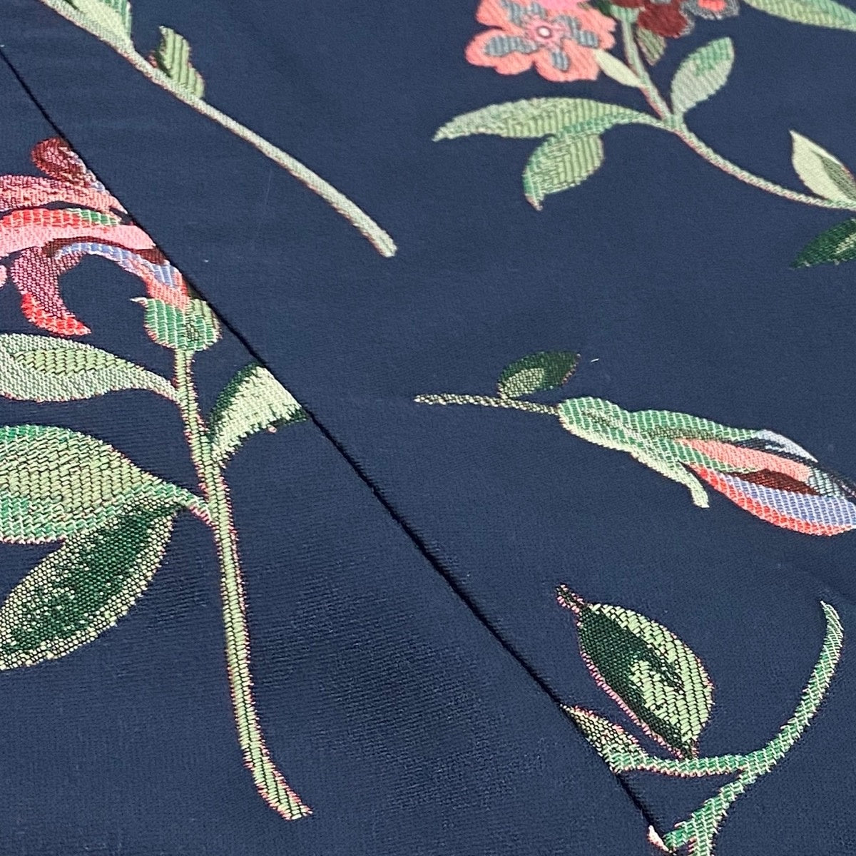 78j6 【美品】GIORGIO ARMANI ジョルジオアルマーニ ノーカラージャケット 花柄 フリンジ イタリア製 ネイビー レディース 女性用u02t