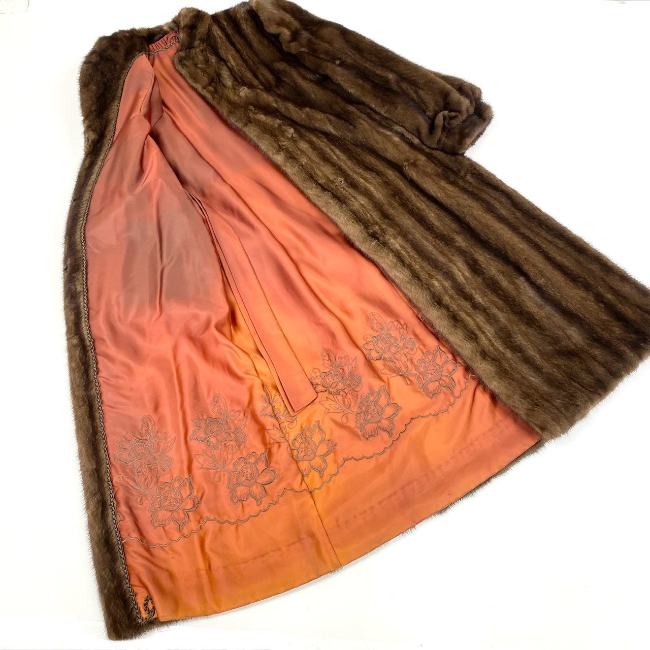 54L4 SAGA MINK サガミンク 銀サガ デミバフミンク 超ロングコート 丈118cm サイズF ブラウン 最高級本毛皮 MINK FUR 裏地刺繍t18r