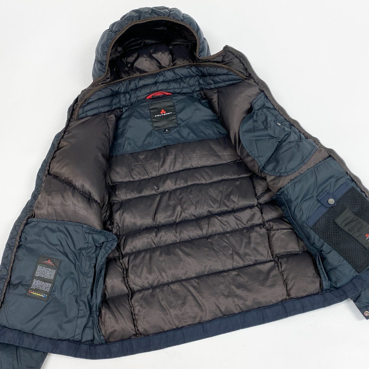 50b27 PEUTERY ピューテリー グースダウンジャケット アウター 袖腕章 S ネイビー メンズu02t
