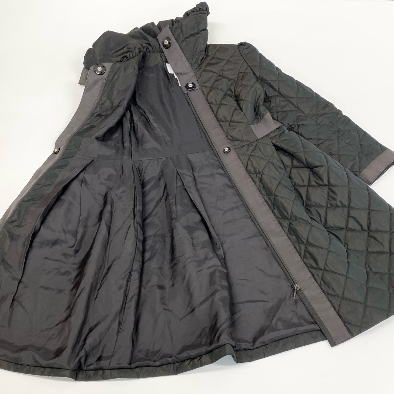 34j27《美品》 Rene ルネ TISSUE ロイヤルスウィート キルティングコート ロングコート 中綿 日本製 6438040 38 ダークブラウンo07t