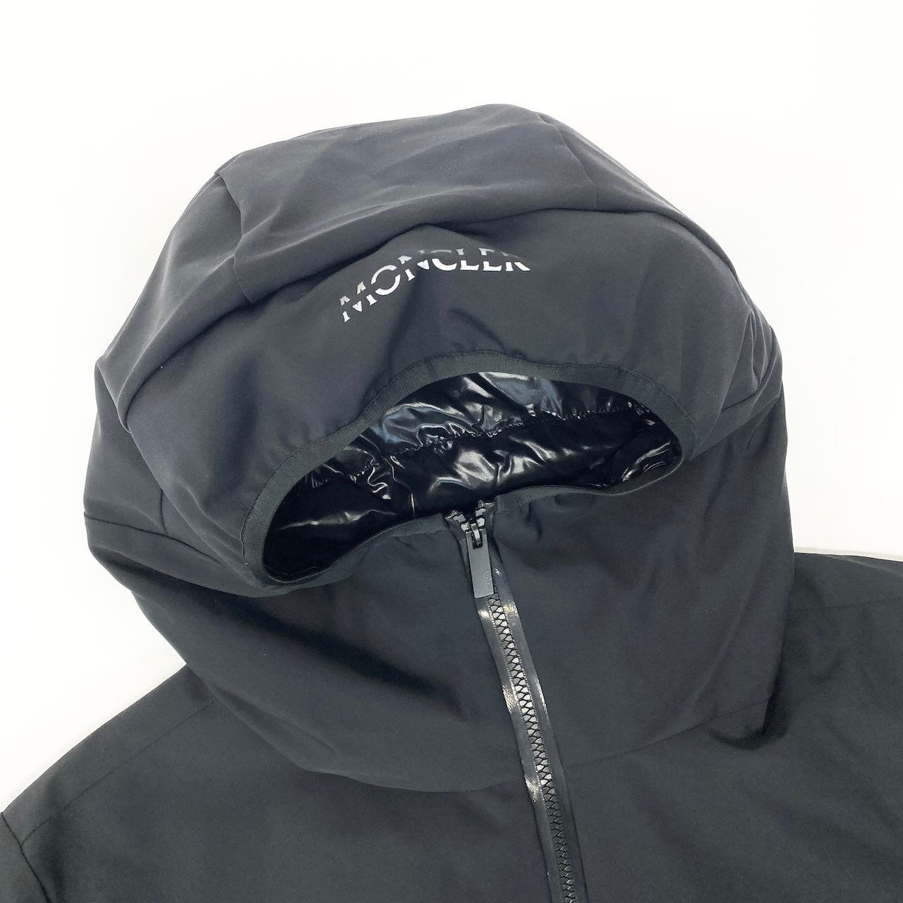 56d13 MONCLER モンクレール MAYON GIUBBOTTO ショートダウンジャケット H20911A00117 539DK 2サイズ ブラック メンズ 男性用sn1