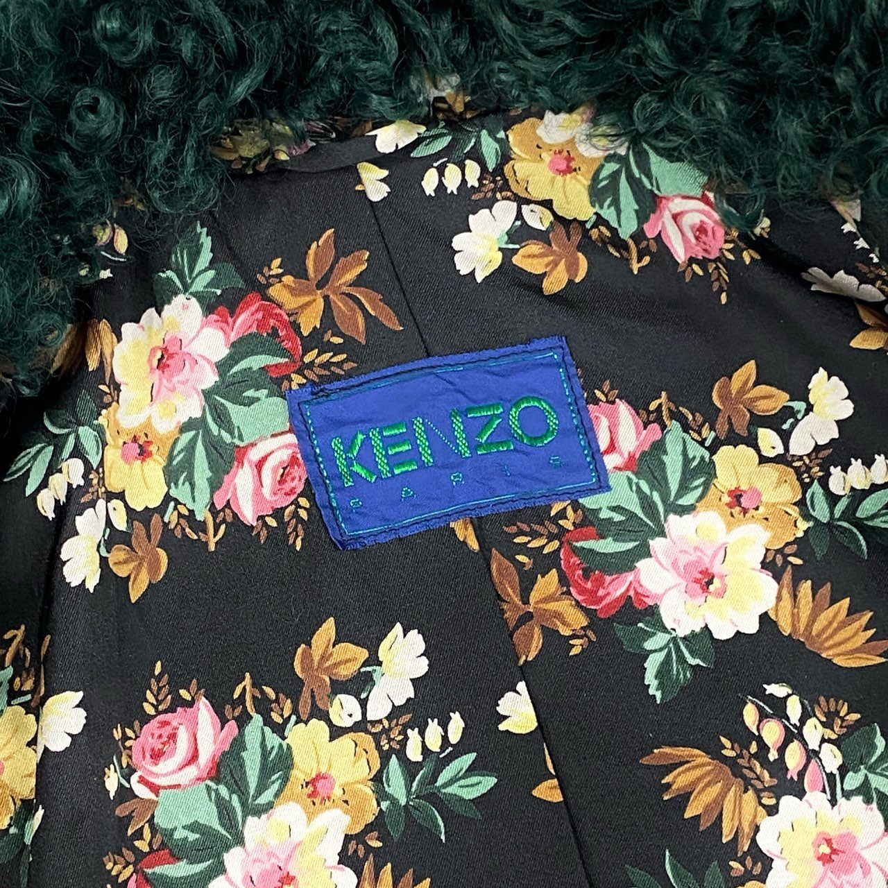 67j6 《美品》 KENZO ケンゾー ファージャケット ファーカルガンプレート 裏地花柄 レディース 女性用 9 グリーンu02t
