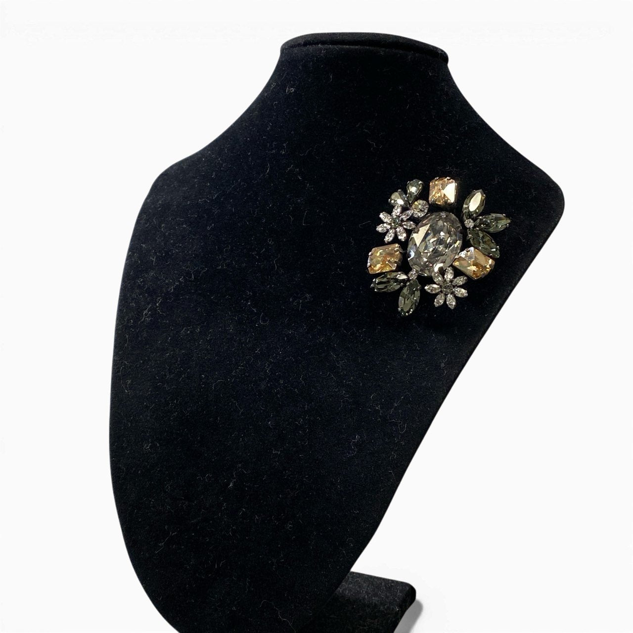 a5 FOXEY フォクシー ビジュー ブローチ ラインストーン アクセサリー マルチカラー レディースk02i